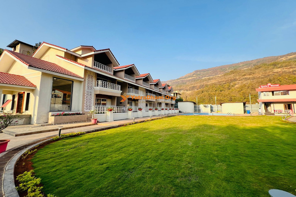 The Grand Leela Resort Khopoli Building