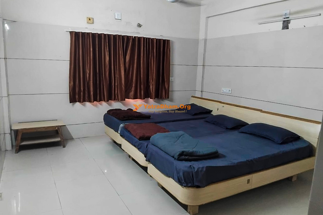 Dwarka J.J Kundliya Aatithi Gruh 3 Bed Room View