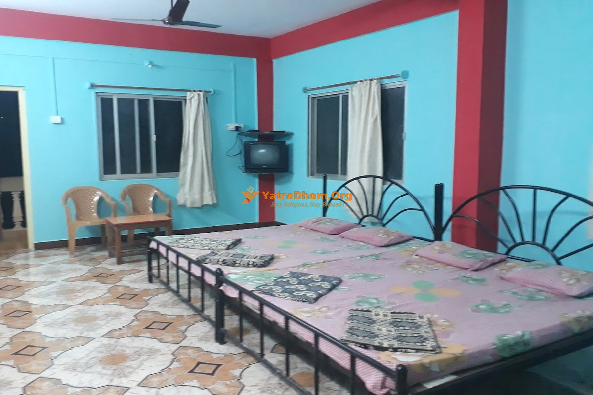 Yashwant Niwas Ganpatipule 4 Bed Room