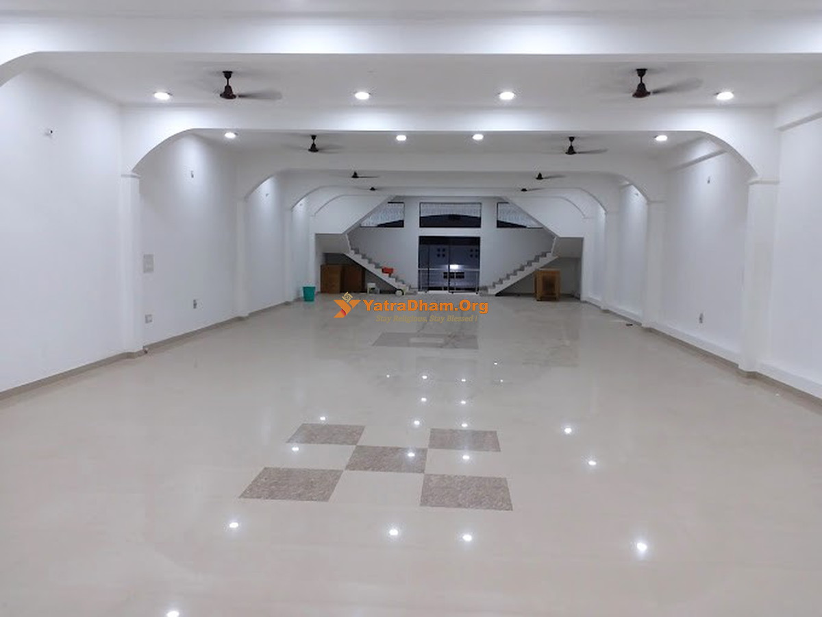 Ayodhya Kanha Guest House 4 Bed Room View 