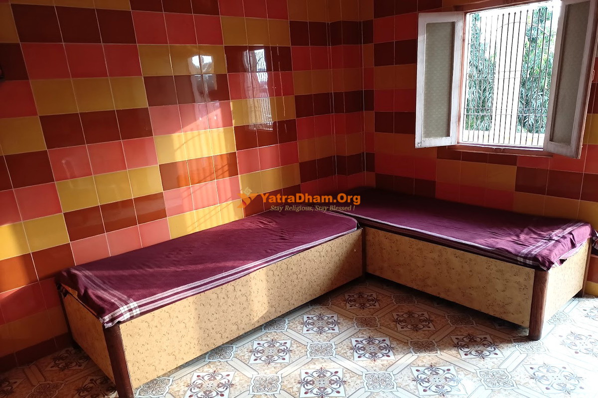 Janhavi Bhakt Niwas Alandi 2 Bed Room