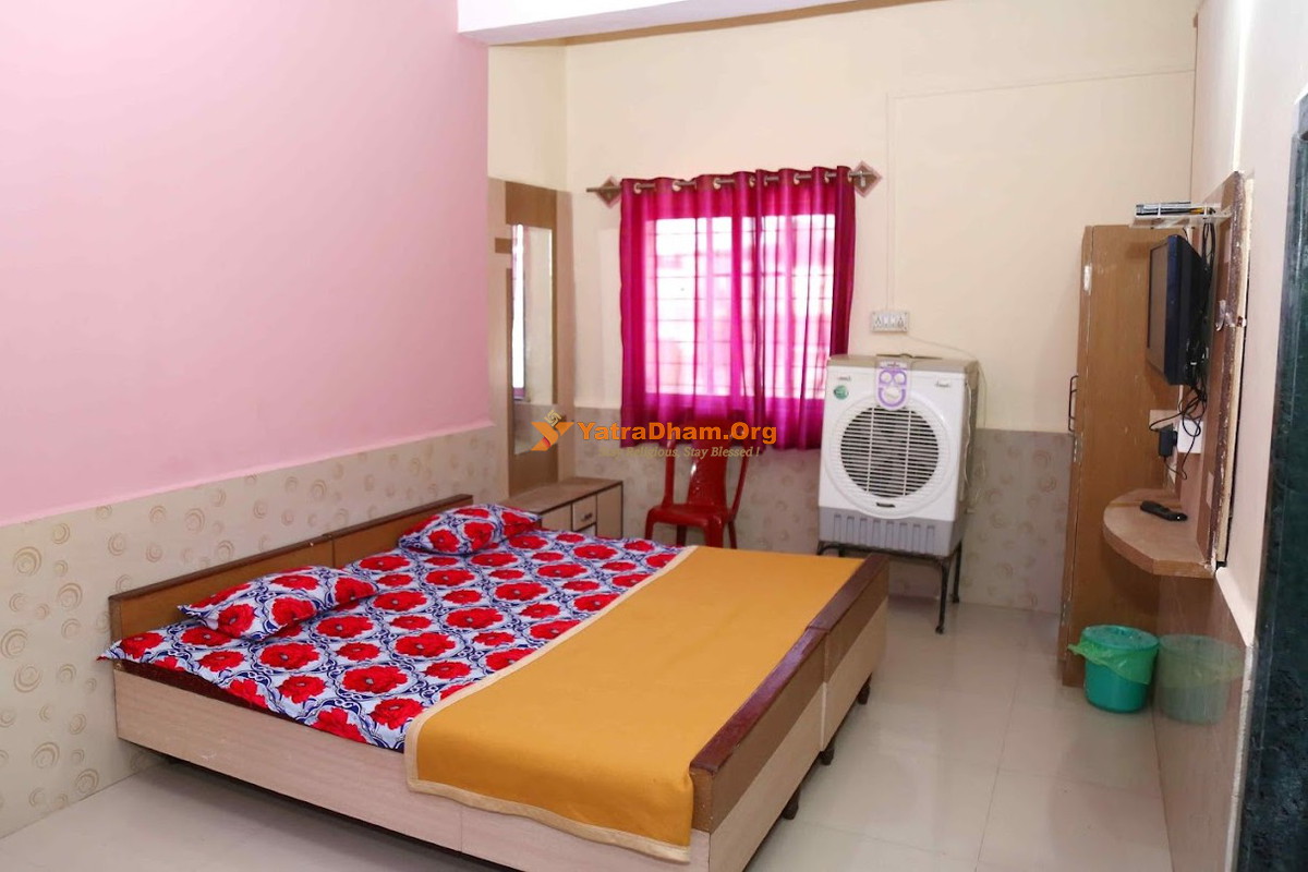 Hotel Parkway Lodging Paithan 2 Bed Room