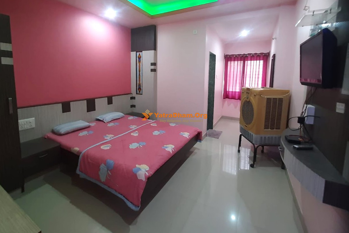 Hotel Parkway Lodging Paithan 2 Bed Room
