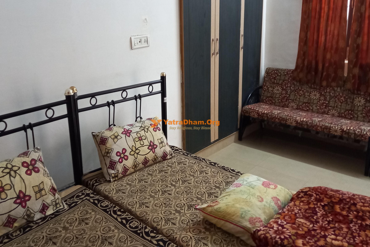 Agra Dadawadi Shri Vardhaman Mahavir Swami Bhavan 2 Bed Room View