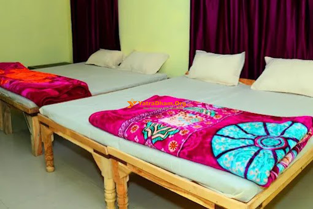 Govardhan Seth Lala Ram Seva Sadan 4 Bed Room view