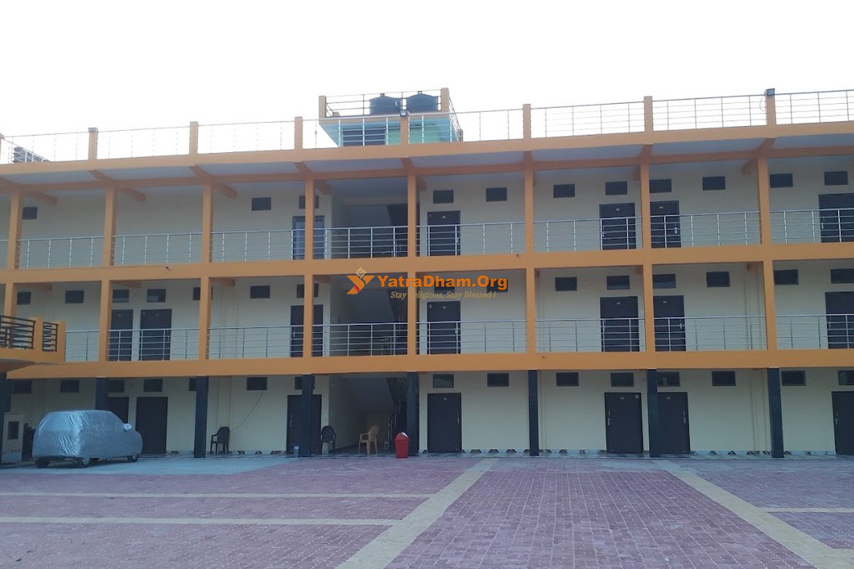 Balaji Vatika and Guest House Chunar Building