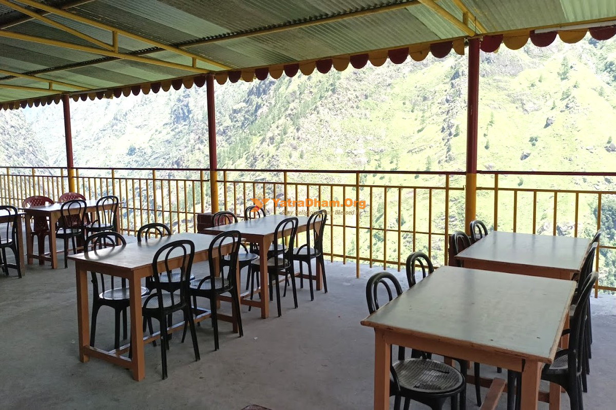 Balram Guest House Joshimath 5 Bed Room View