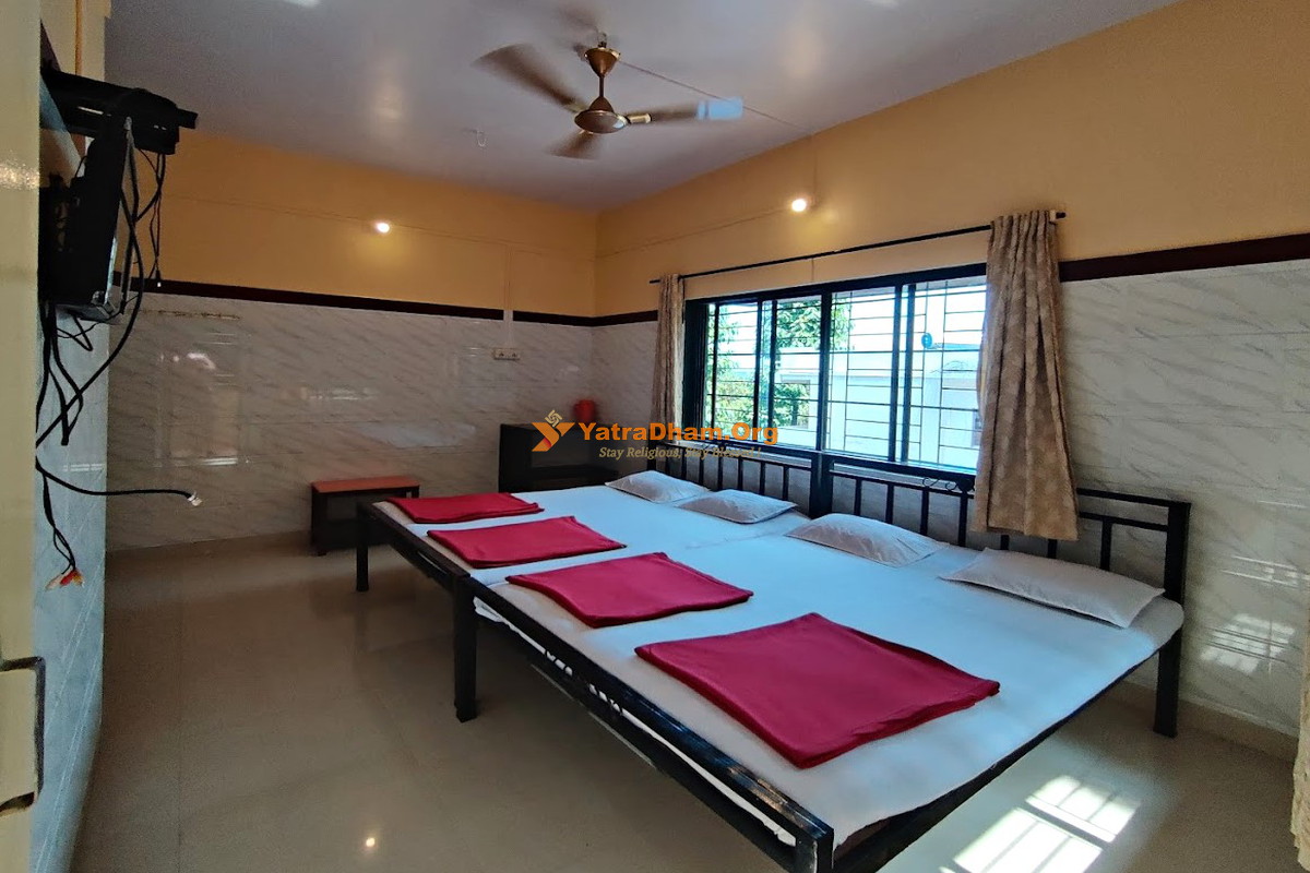 Krupa Residency Ganpatipule 4 Bed Room