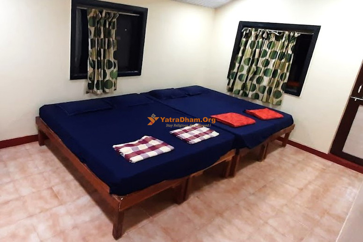 Hotel Nandanvan Harihareshwar 4 Bed Room