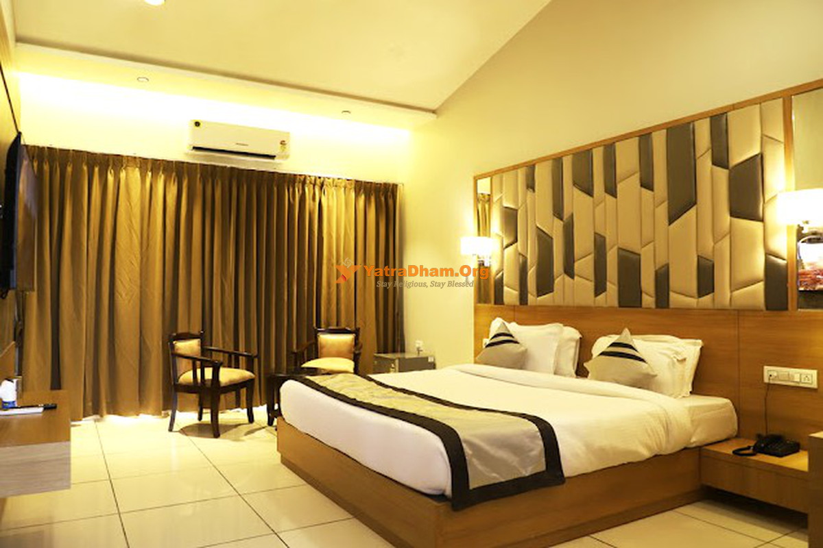 Hotel Mukut Mani Jatipura 2 Bed Room