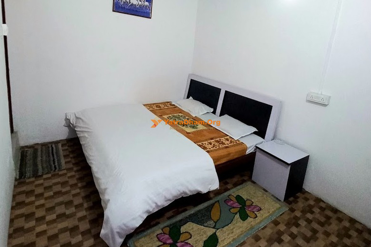White House Resort Hotel Ukhimath 2 Bed Room View