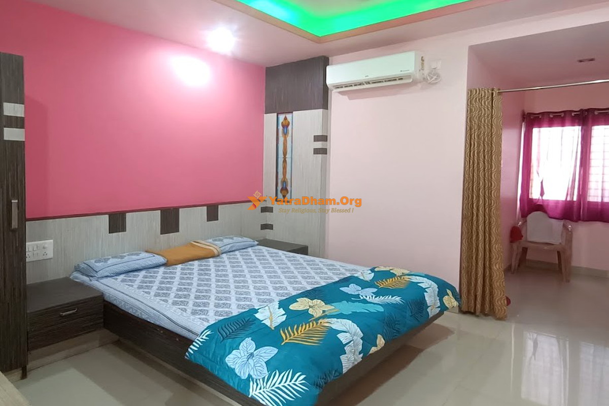 Hotel Parkway Lodging Paithan 2 Bed Room