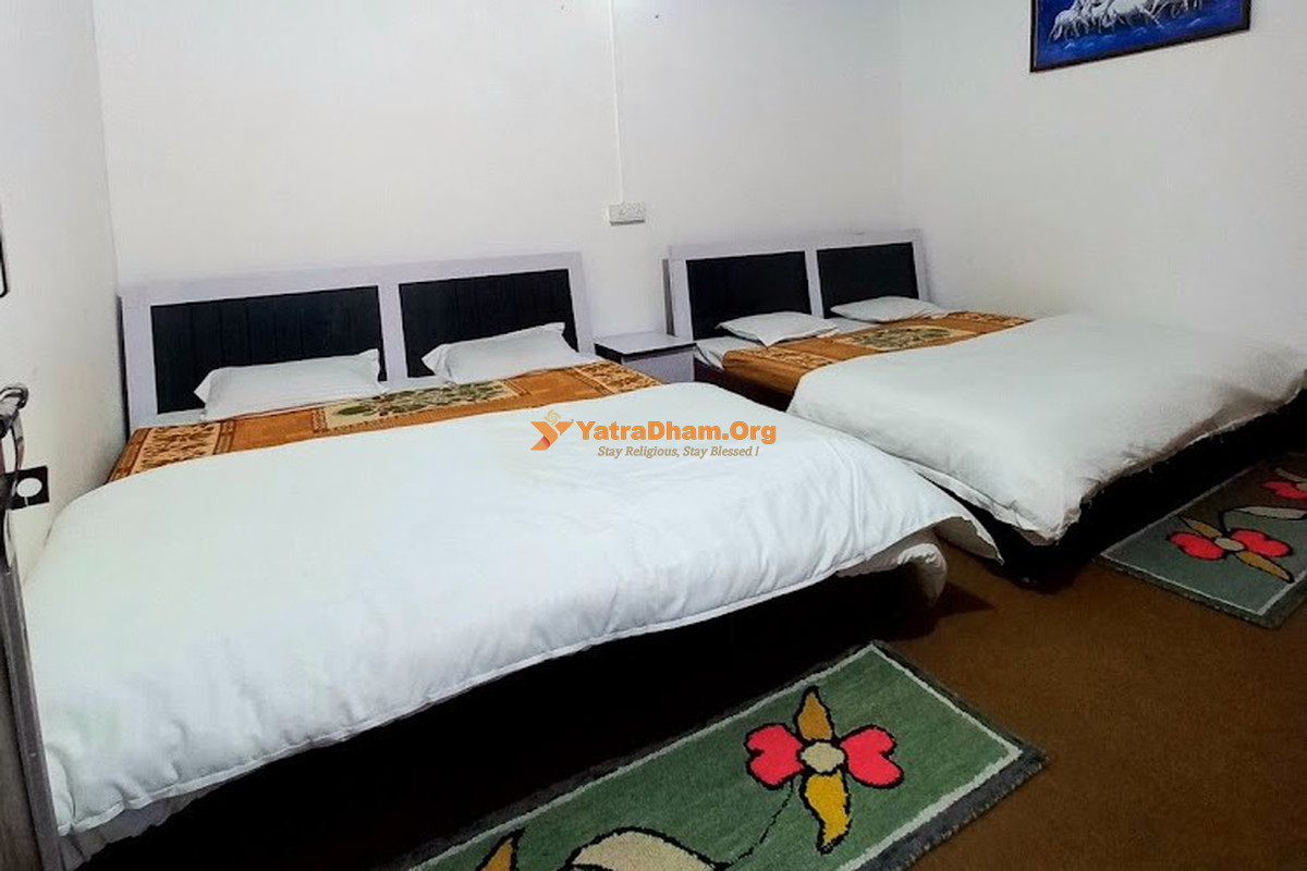 White House Resort Hotel Ukhimath 4 Bed Room View