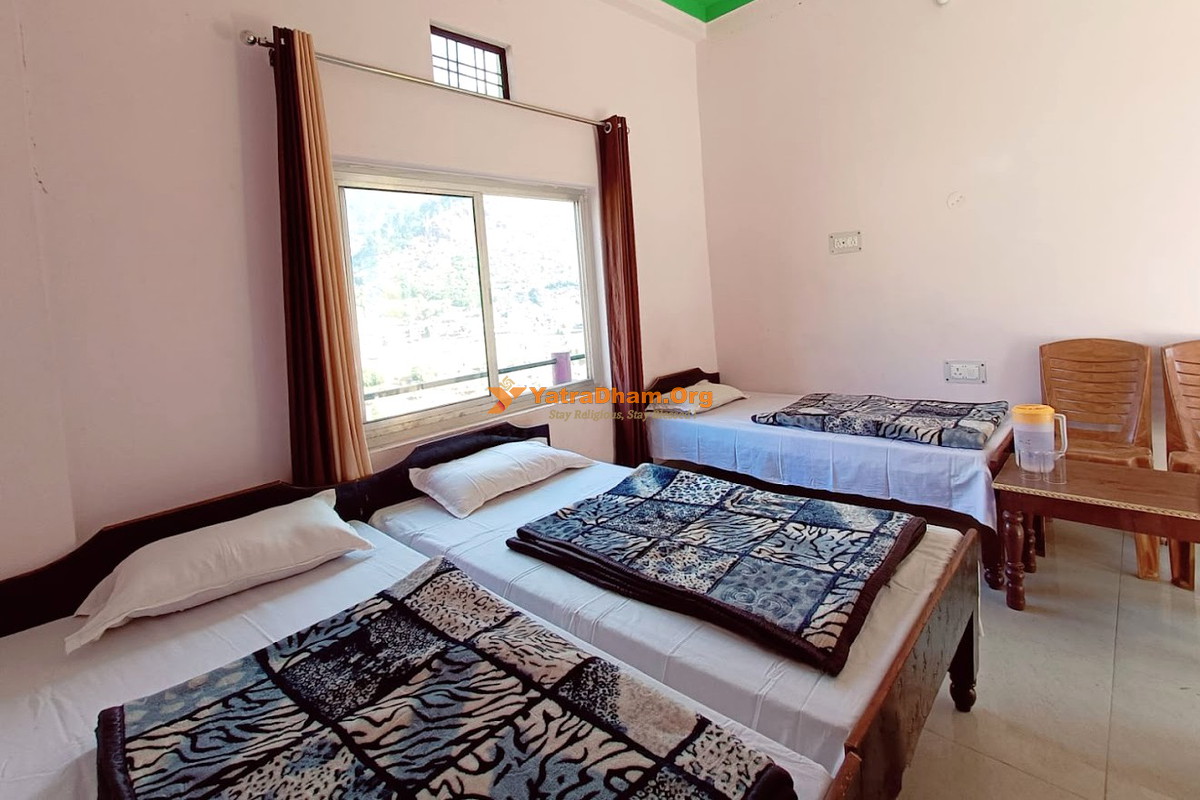 Hotel Vijay Lok Dunda Uttarkashi 3 Bed Room View