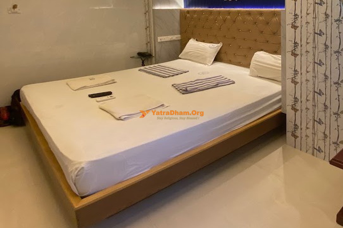 Rameshwaram Hotel Visakan 2 Bed Room View