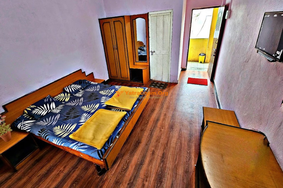 Parvati Lodge And Hotel Atpadi 2 Bed Room