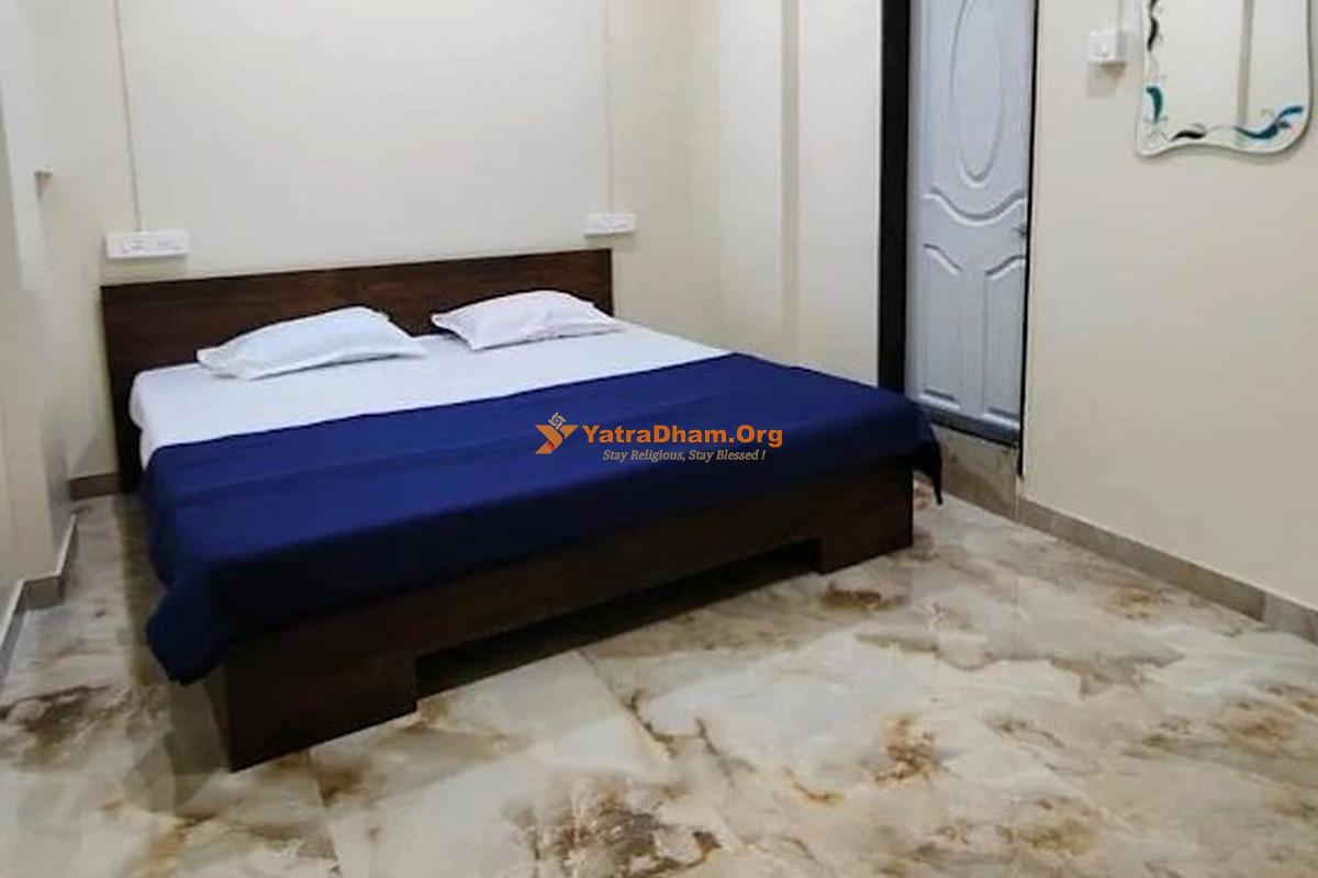 Antilia Yatri Niwas Kolhapur 2 Bed Room