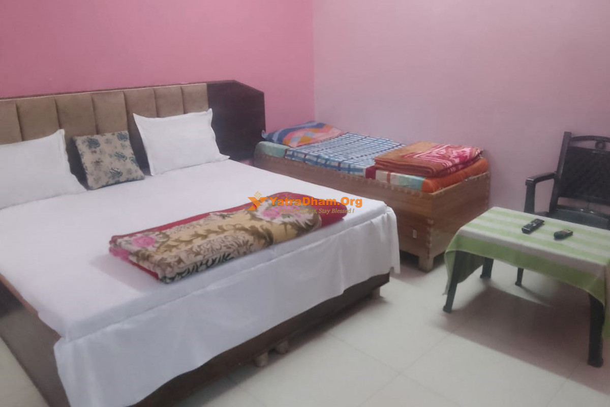 Hotel Blue Heavens Fatehpur Sikri 3 Bed Room