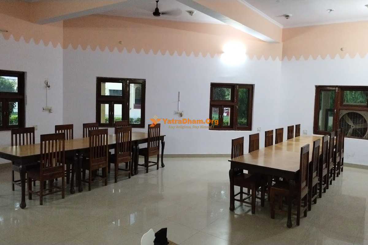 Kaila Devi Amarkunj Yatri Niwas Restaurant Area