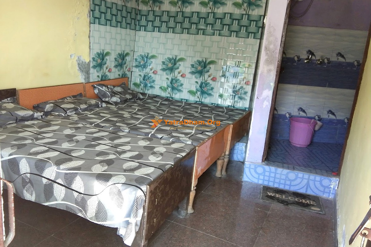 Hotel Achyutam Trijuginarayan 3 Bed Room