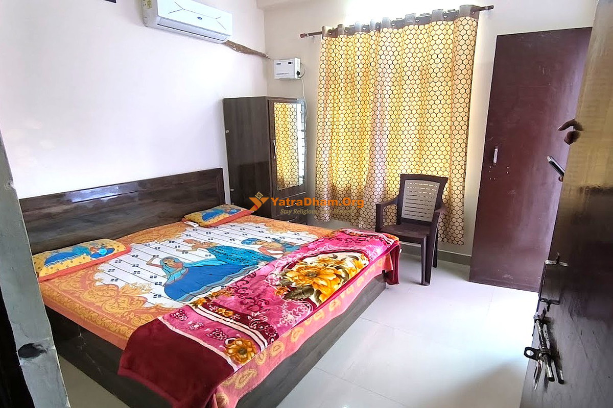 Vaidehi Kunj Homestay Ayodhya Room
