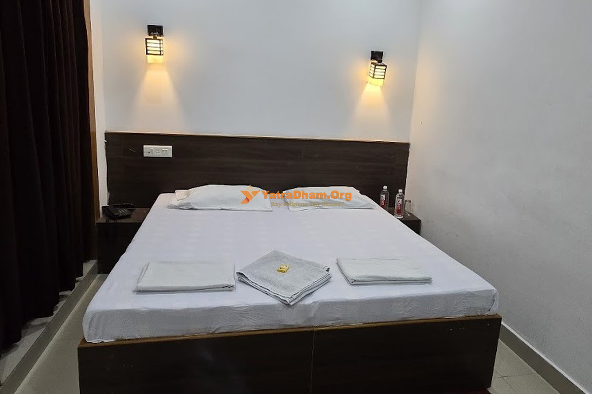 Hotel Vrindavan Fatehpur Sikri 2 Bed Room