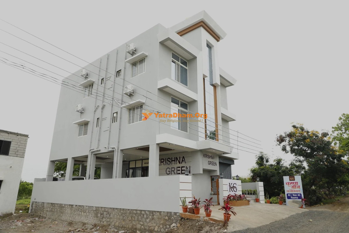 Krishna Green Yatri Niwas Akkalkot Building