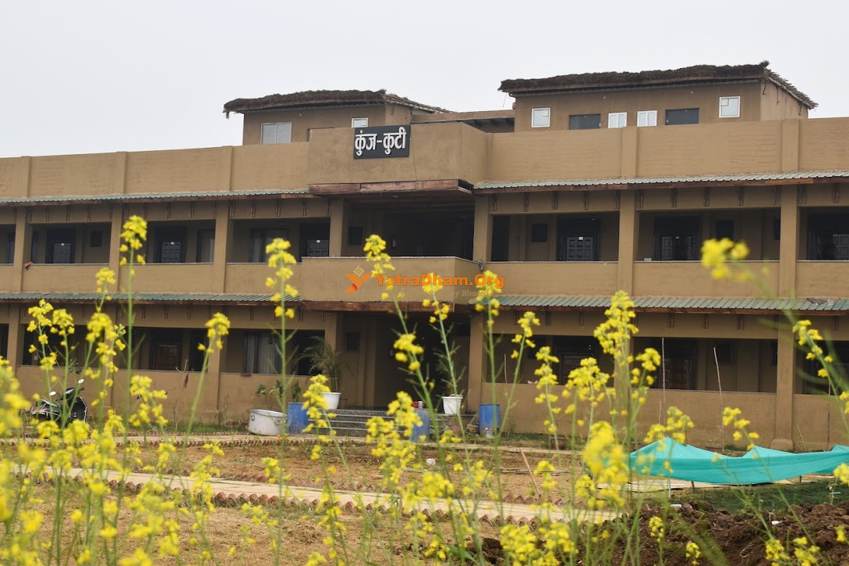 Kunj Kuti Radhakund Building View