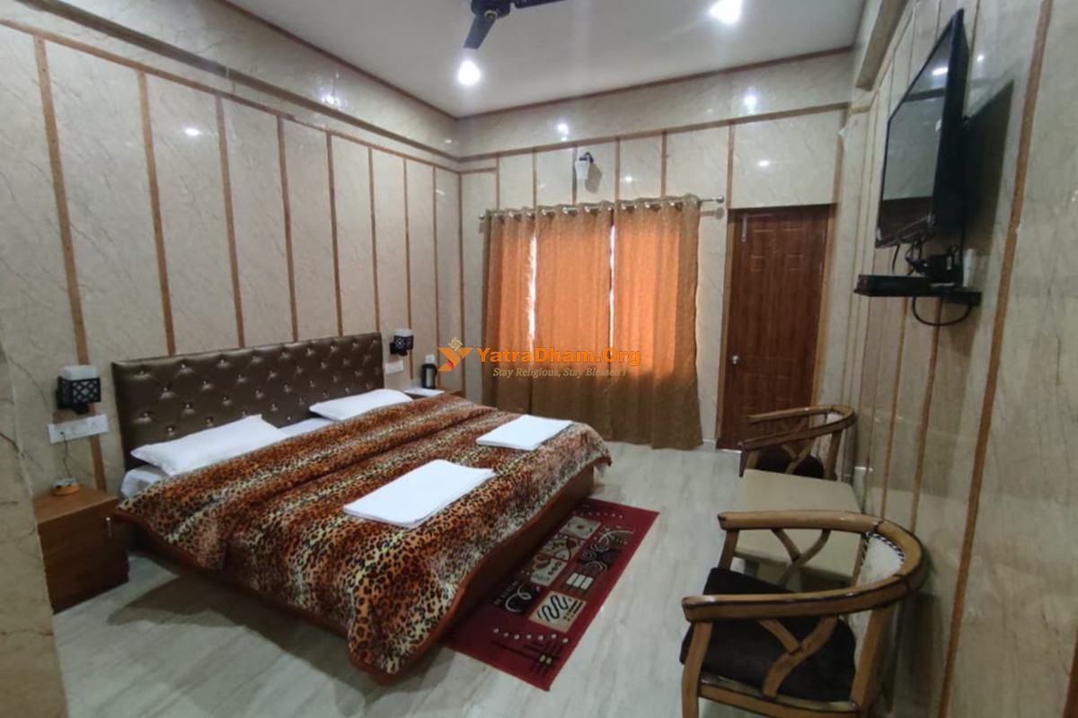 Hotel Sai Dham Joshimath 2 Bed Room View