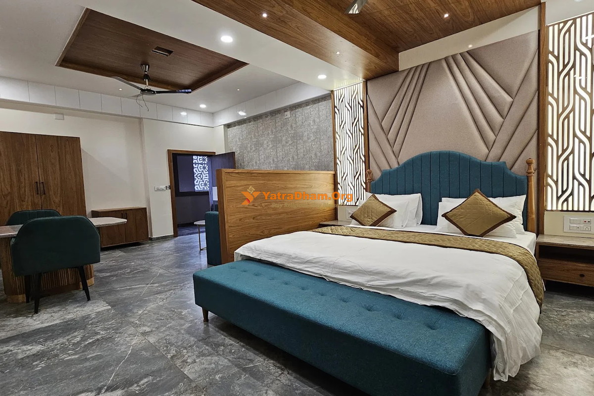 Planet Motel Siddhpur Room