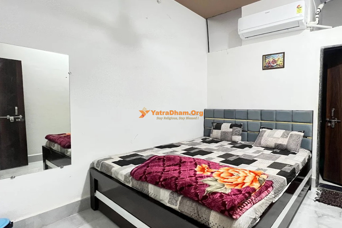 Shri Jee Krishna Seva Sadan Jatipura 2 Bed AC Room