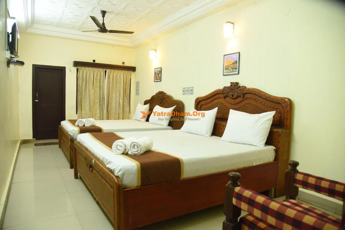 Hotel Raja Palace Kanyakumari 4 Bed Room