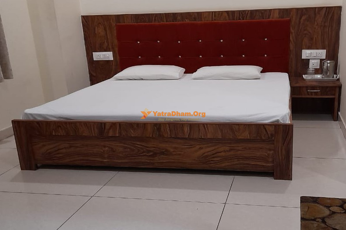 Pal Samaj Dharamshala Haridwar 2 Bed Room