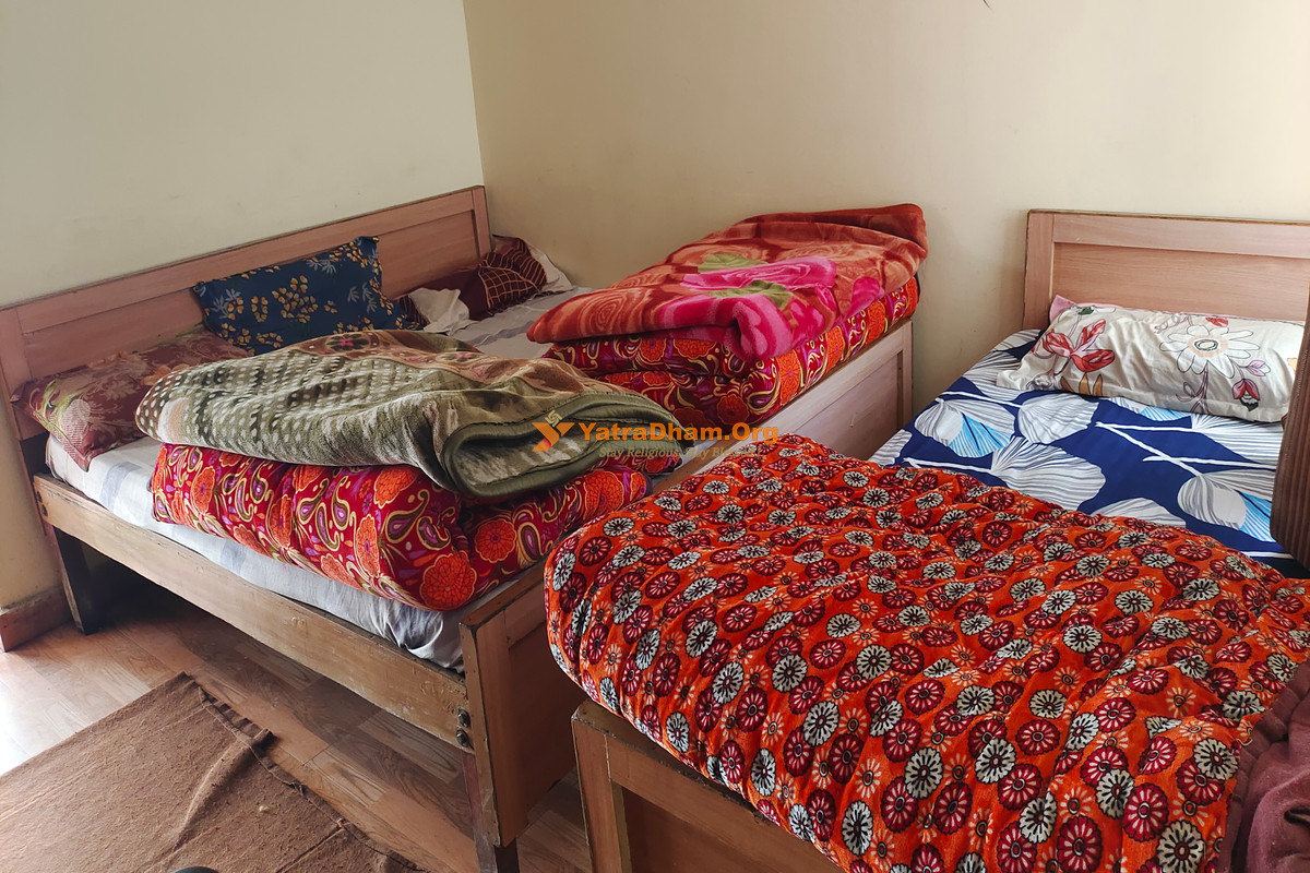 Bangal Guest House Kedarnath 3 Bed Room View