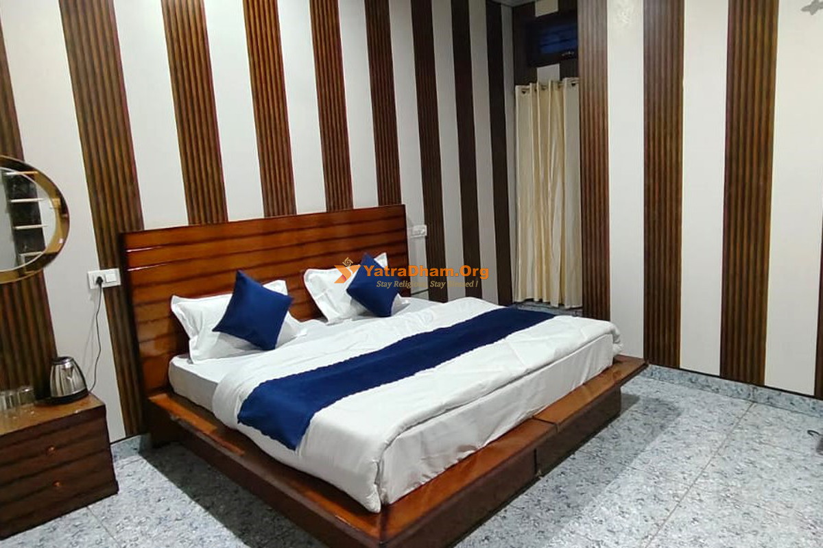 Hotel Aswal Barkot Yamunotri 2 Bed Room