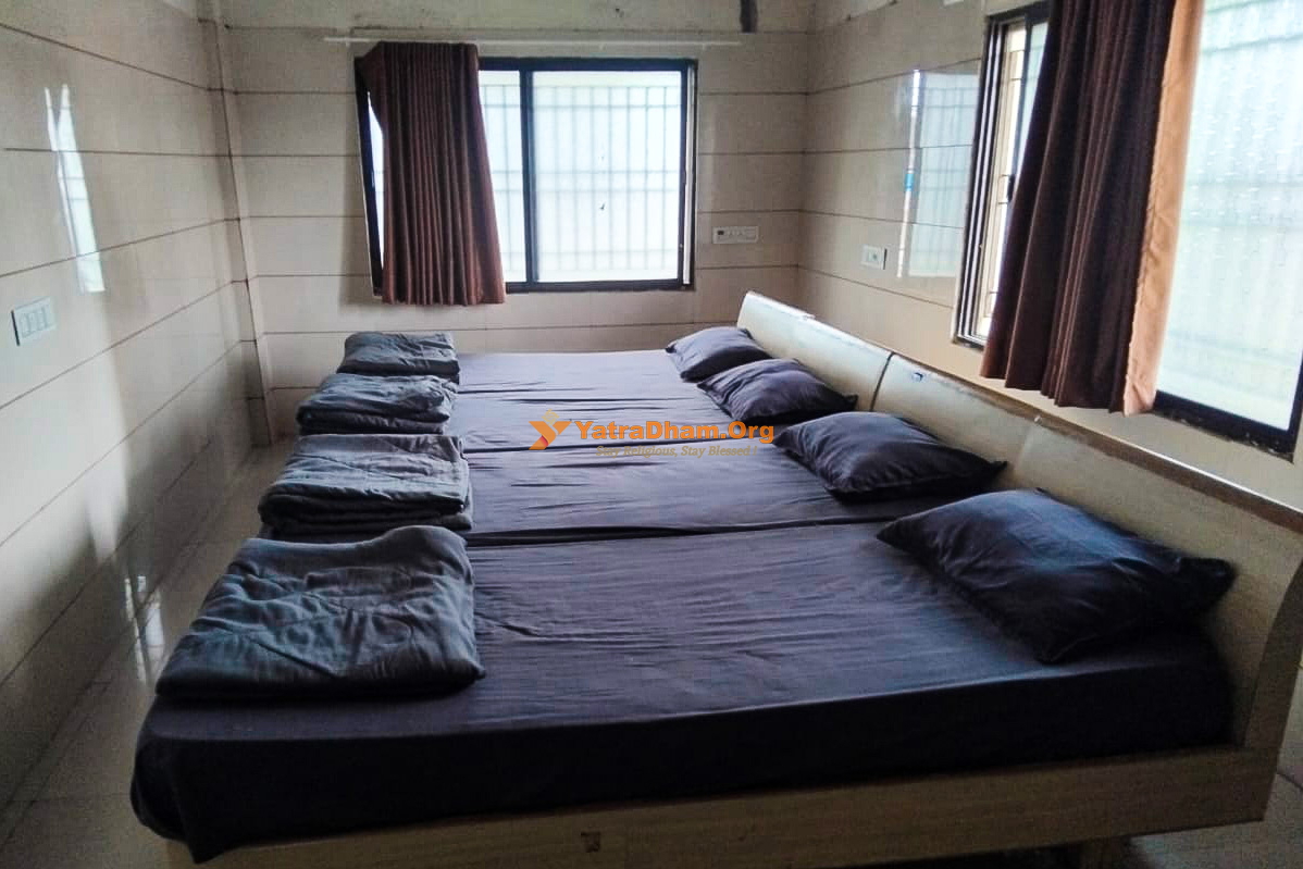 Dwarka J.J Kundliya Aatithi Gruh 3 Bed Room View