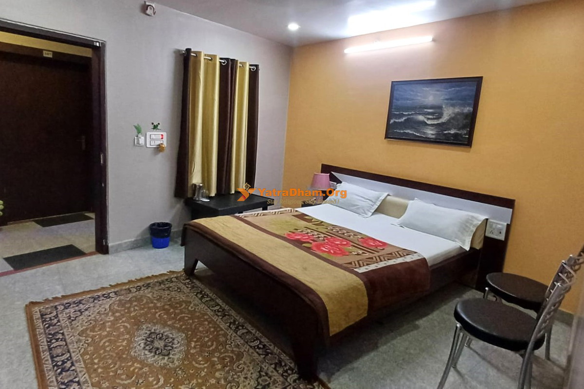 Sitamarhi Hotel Gokul Inn 2 Bed Room