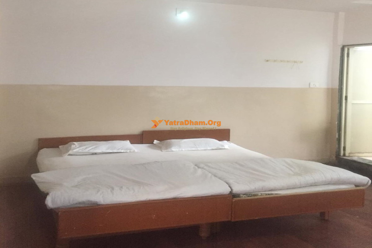  Brahmbhatt Pathikashram Dharamshala Ambaji 2 Bed Room