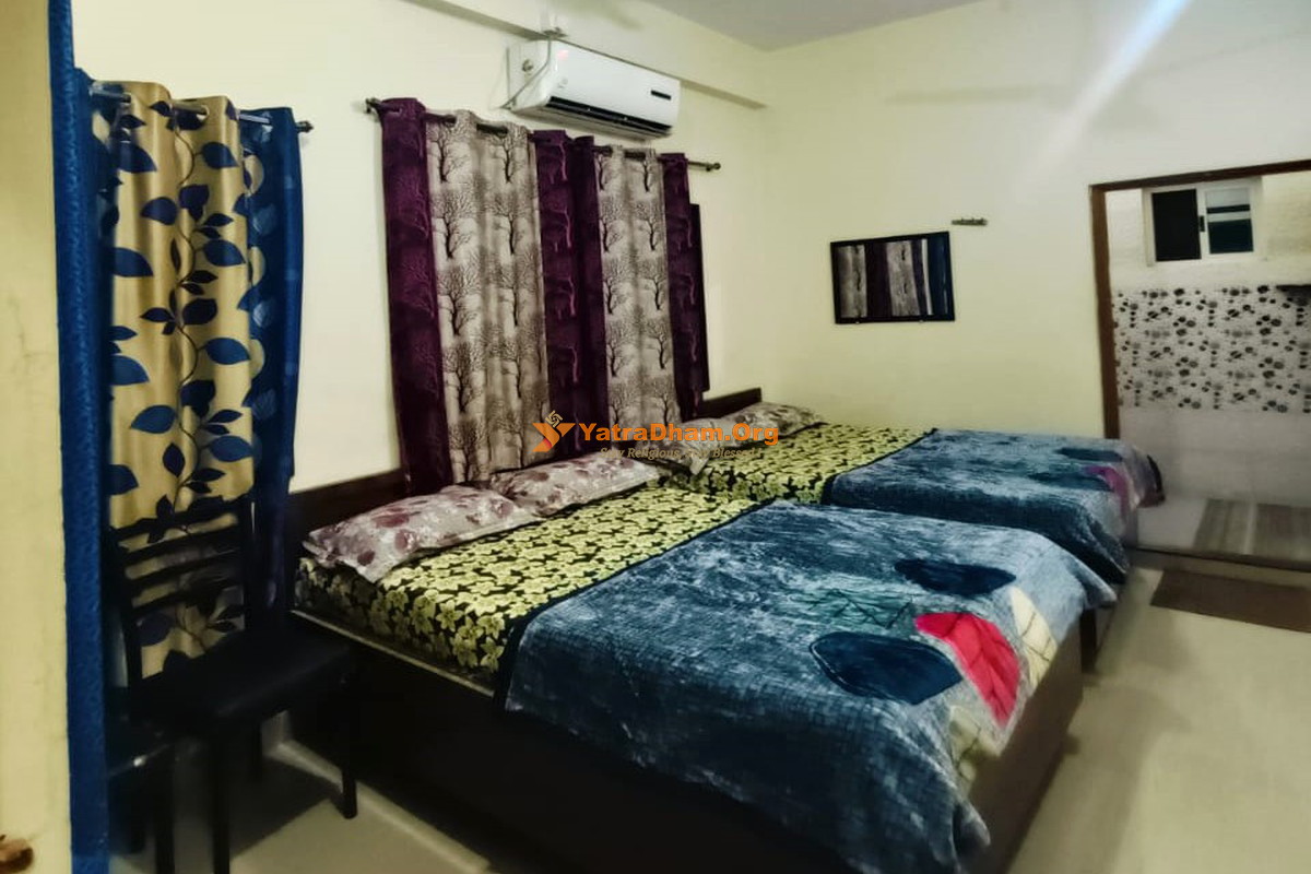 Grishneshwar Hotel Shreevastav Residency 4 Bed Room View