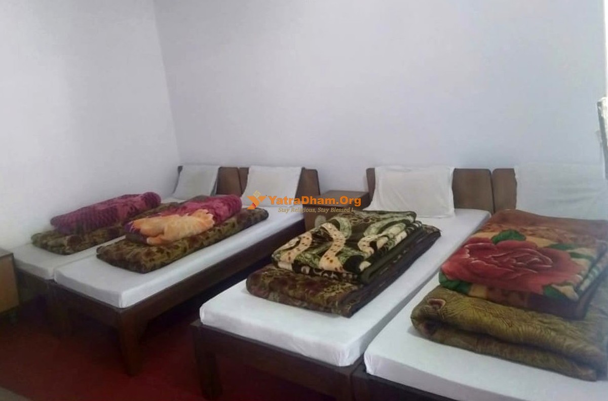 Dalmiya Yatri Niwas Badrinath 4 Bed Room View