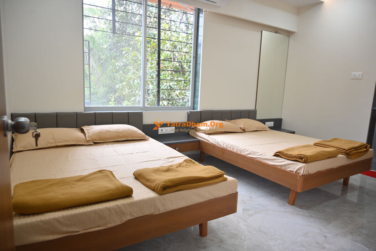 Shree Ballaleshwar Devasthan Bhakt Niwas Pali (Maharashtra) 2 No of Beds Room