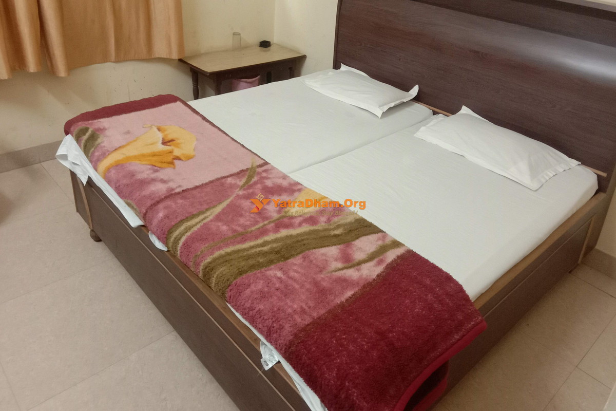 Hotel Bhagirath Varanasi 2 Bed Room