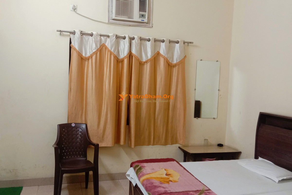 Hotel Bhagirath Varanasi 2 Bed Room