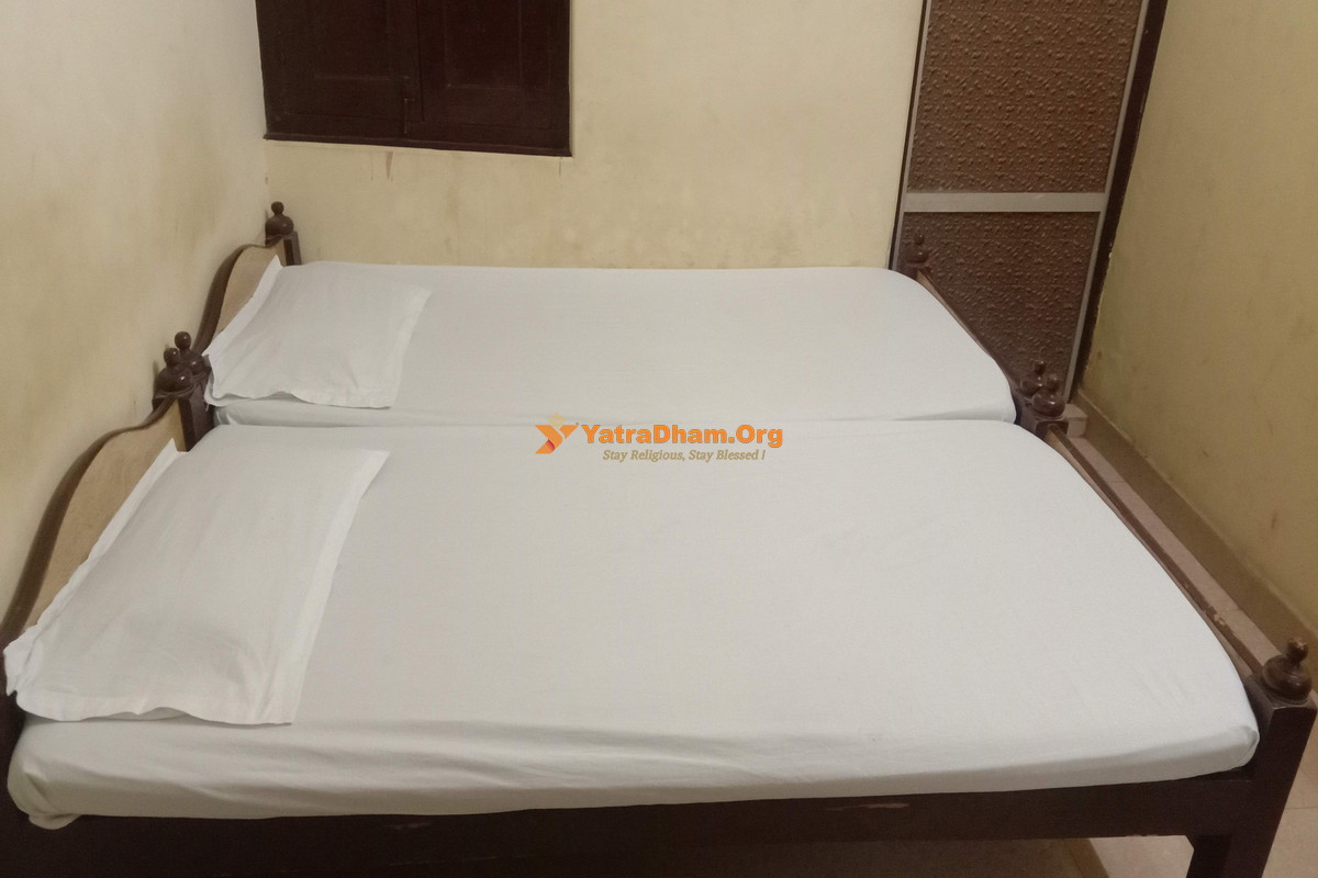 Hotel Bhagirath Varanasi 2 Bed Room