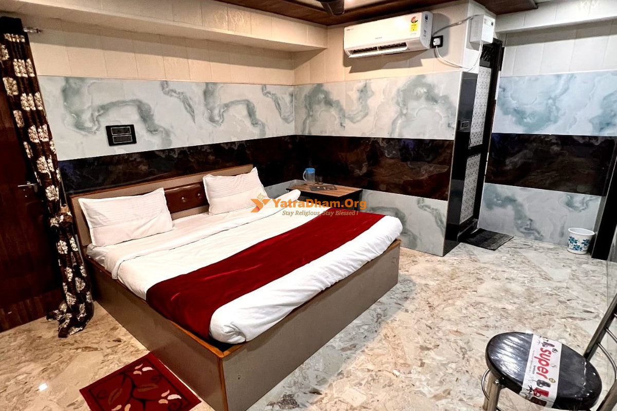 Ayodhya Hotel Raghunandan Inn 2 Bed Room View