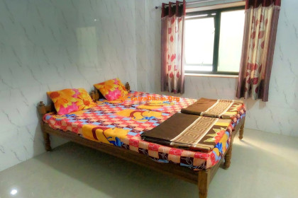 Mahavir Yatrik Bhavan - Bhavnath (Junagadh)