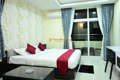 Hotel Sunshine International - Belur