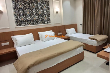 Manik Vrindavan Dham - Vrindavan