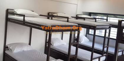 Be Happy Hotel And AC Dormitory (Near Railway Station) - Surat