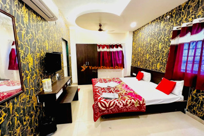 Hotel Kshipra Dham - Ujjain